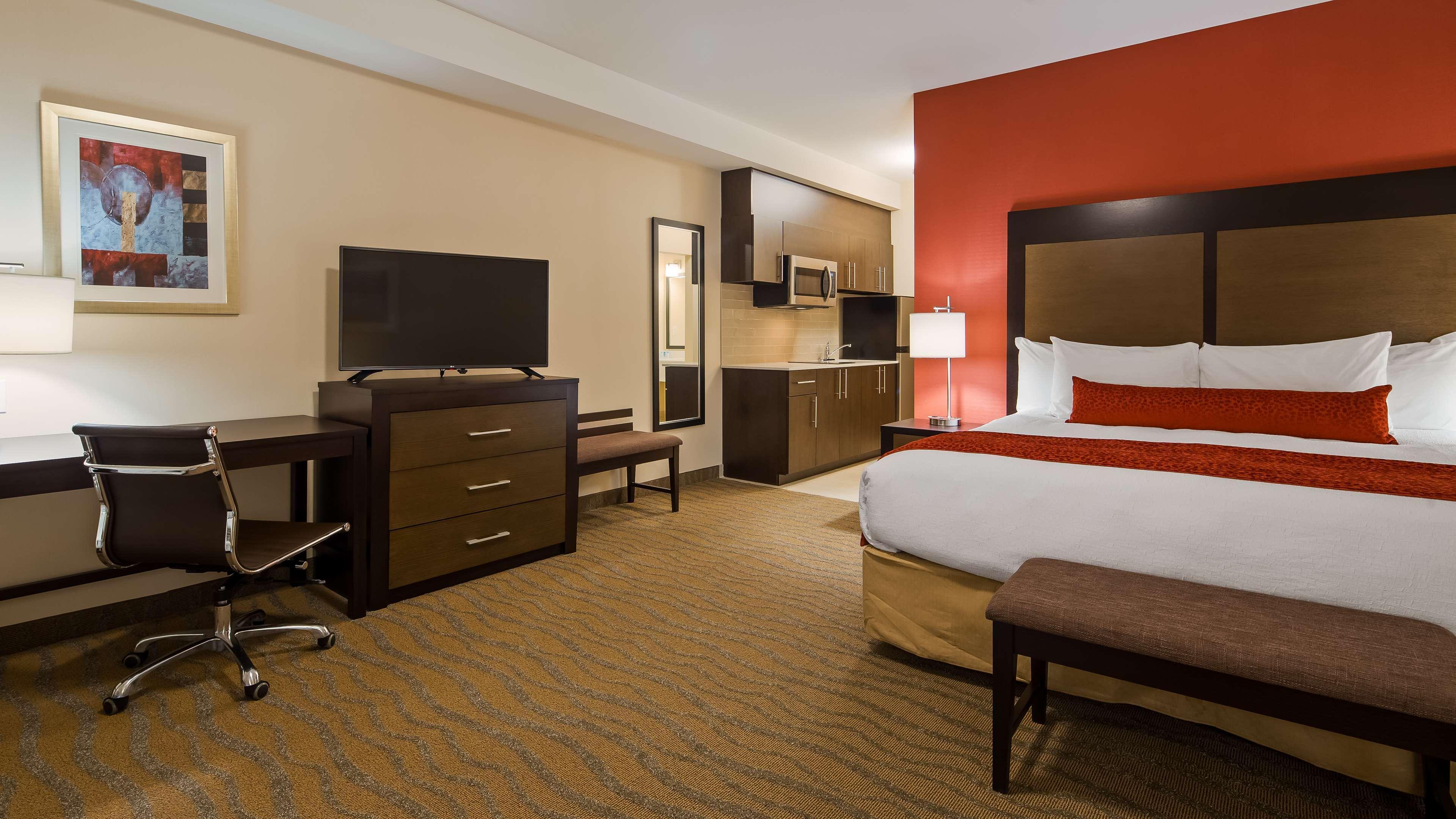 Best Western Plus Merritt Hotel Exterior foto